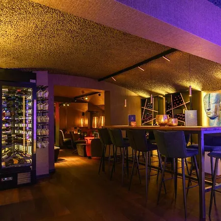 ホテル Erasmus - Mein Genuss- Und Wellnesshotel 4*